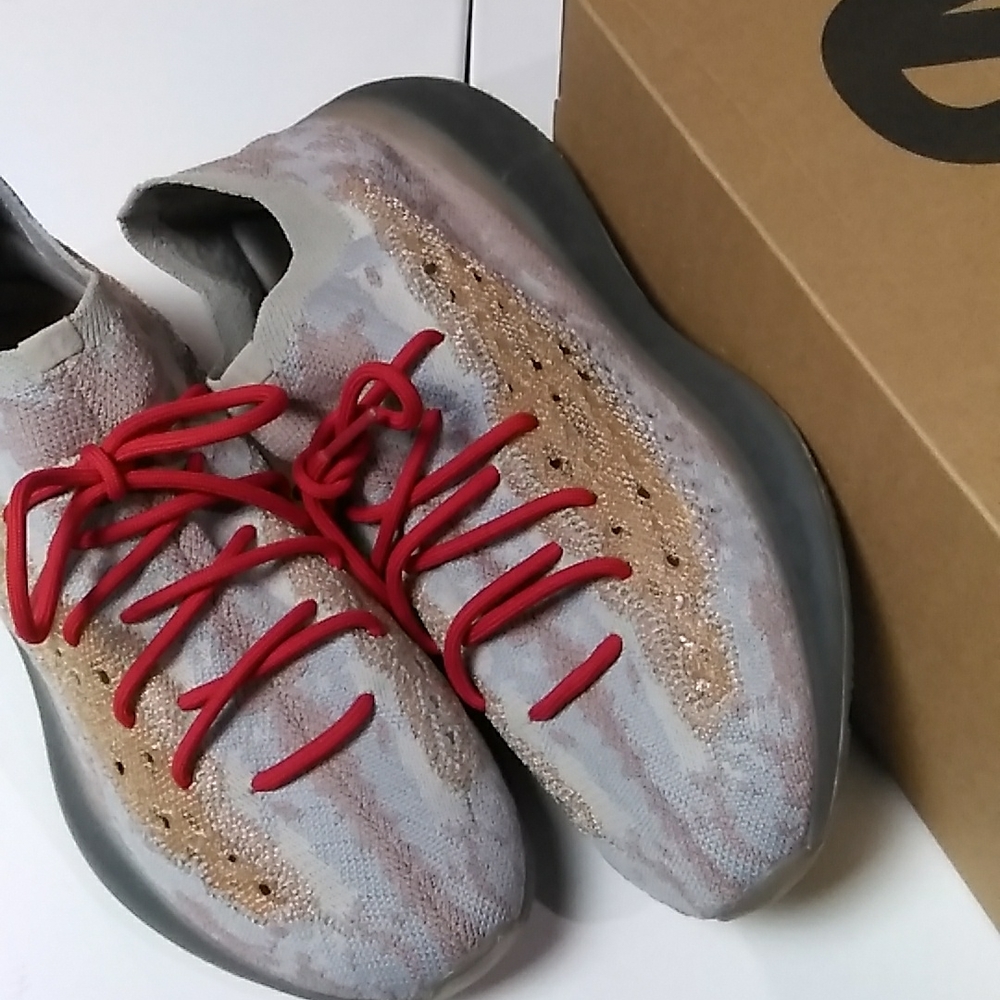 Yeezy 380 🌶️